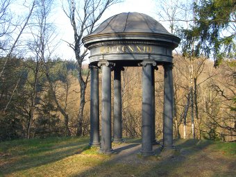 Luisentempel